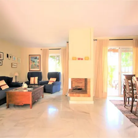 Naranjos M4 15 Chalet *